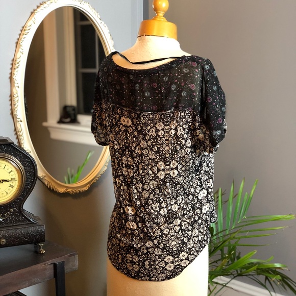 Urban Outfitters paisley shirt - Picture 4 of 5